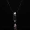 Záhneda náhrdelník pre mužov