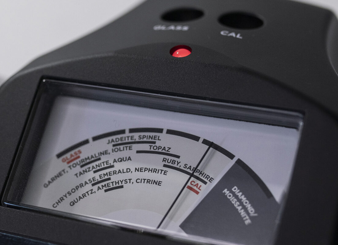 Certifikáty pravosti drahých kameňov