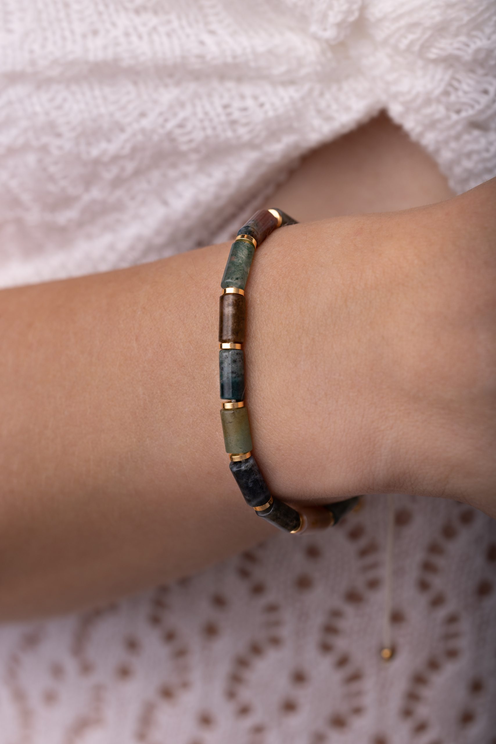 Dámsky náramok z achátu – valčeky Dámsky náramok z achátu – valčeky